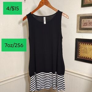Zenana Outfitters Black and White Chevron Tank Top